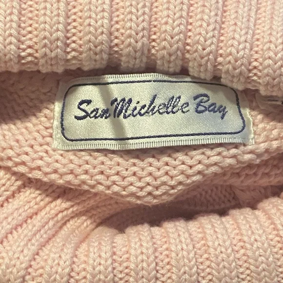 🌟🔥 BOGO Sale🔥🌟
 Blush pink sweater vest - Picture 5 of 6